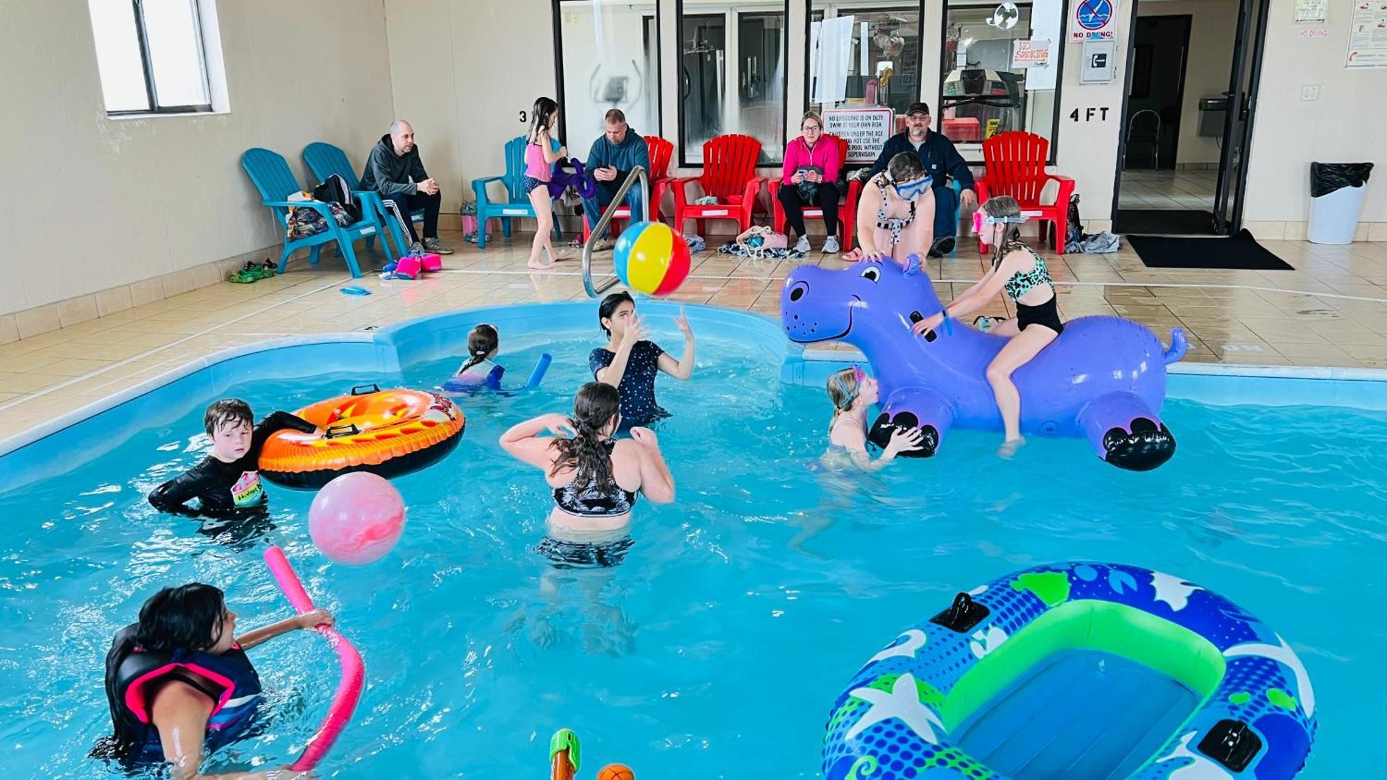 Pinckneyville Inn And Suites Екстер'єр фото